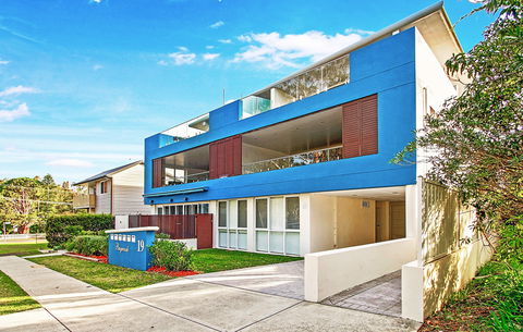 Bayreach Three - Accommodation Search 0