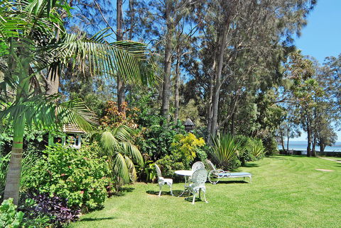 Bay Vista Waterfront - Accommodation Search 0
