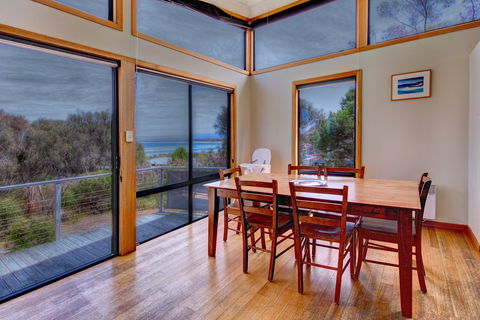 Beachcomber House - Accommodation Search 2