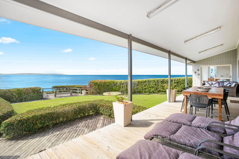 Bunky's By The Sea Holiday House - Accommodation Search 0