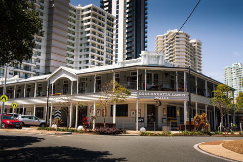 Coolangatta Sands Hotel - Accommodation Search 0