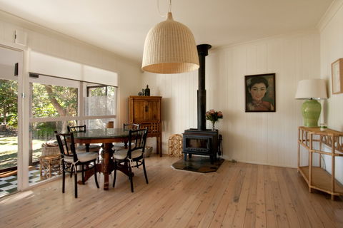 Kirby's Berrara Beach House - Accommodation Search 0