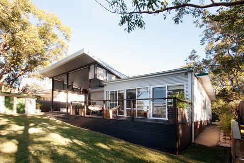 Kirby's Berrara Beach House - Accommodation Search 1