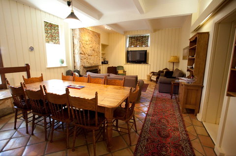 Paradise - Accommodation Search 1