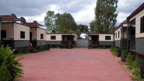 Pine Creek Railway Resort - Accommodation Search 2