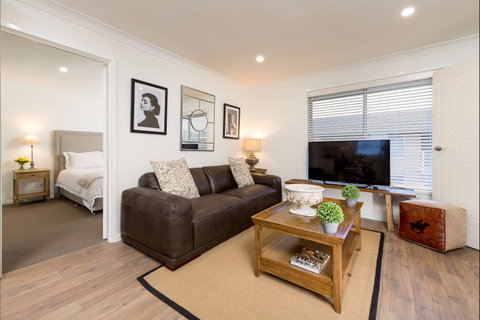 Sleeping In Style - Accommodation Search 0