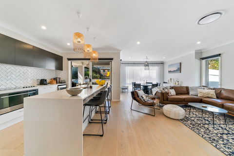 The Nest  Wrights Beach - Accommodation Search 2