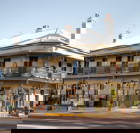 The Family Hotel Maitland - Accommodation Search