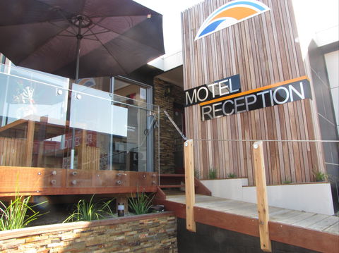Top Of The Town Motel - Accommodation Search 1