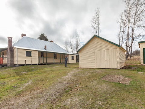 Yarrangobilly Village Campground - Accommodation Search 2