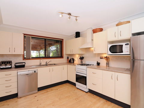 Admiral's Rest - Accommodation Search 2
