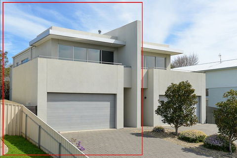 Alexander By The Sea - Accommodation Search 0