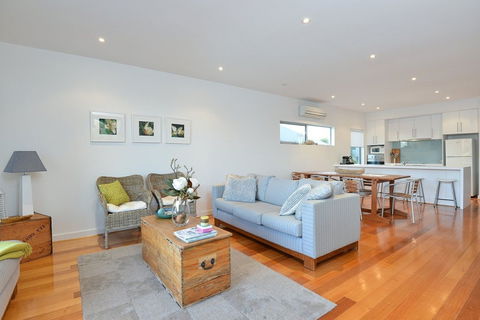 Alexander By The Sea - Accommodation Search 1