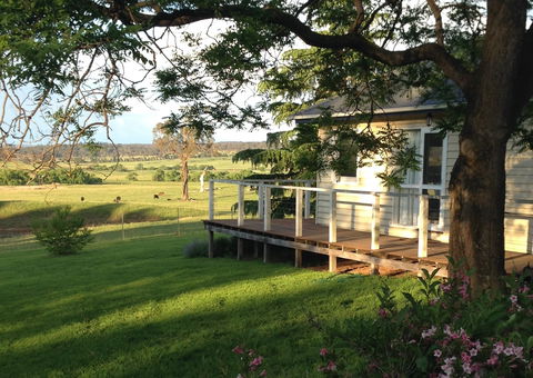 Balmoral Cottage - Accommodation Search 0