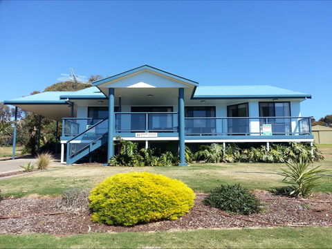 Birubi House - Accommodation Search 0