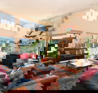 Bottlebrush Lodge - Accommodation Search