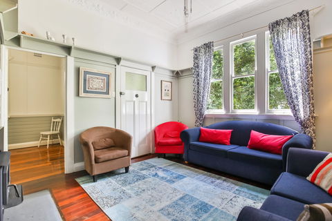 Camellia Cottage - Accommodation Search 2