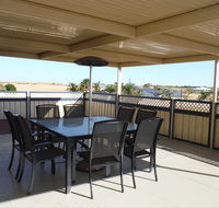Deck to Sea - Accommodation Search