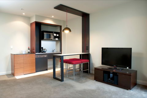 Mantra Hindmarsh Square - Accommodation Search 2
