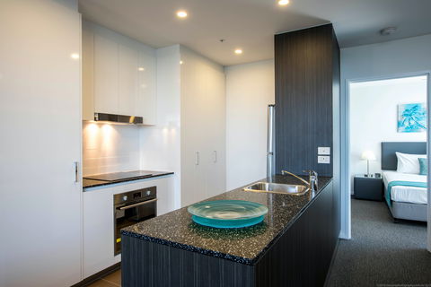 Synergy  Broadbeach - Accommodation Search 2