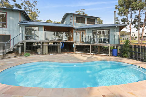 Tura Tree House - Accommodation Search 1