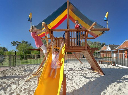 Comfort Inn And Suites Blazing Stump - Accommodation Search 1