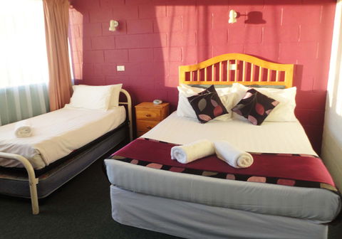 Town Palms Motel - Accommodation Search 2