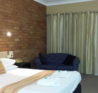 AA Hilldrop Motor Inn - Accommodation Search