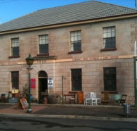 Wildes Antiques - Accommodation Search