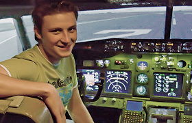 Simsation, Live The Dream, Fly A 737 - Accommodation Search 0