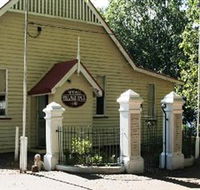 Montville Memorial Precinct - Accommodation Search