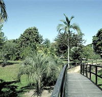 Ingham Memorial Gardens - Accommodation Search