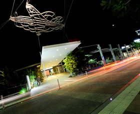 Gladstone City Library - Accommodation Search 0