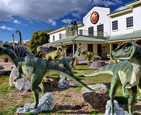 National Dinosaur Museum - Accommodation Search 4
