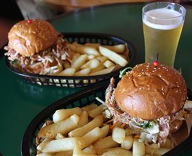 Daves Brewery Tours - Accommodation Search 7