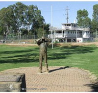 Possum Statue - Accommodation Search