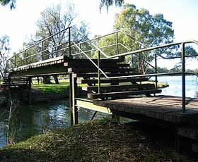Junction Island Nature Reserve, Canoe Tree And Walking Track - Accommodation Search 1