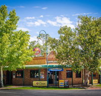 Crown Hotel Wentworth - Accommodation Search