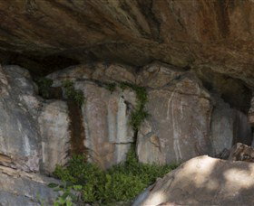 Nanguluwur Rock Art Site And Walk - Accommodation Search 1
