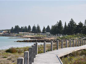 Chambers Way Walk - Accommodation Search 0