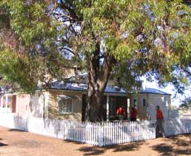 Lake Grace ACT Accommodation Search