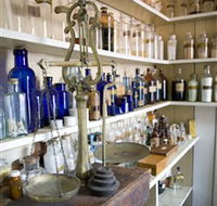 Dow's Pharmacy - Accommodation Search