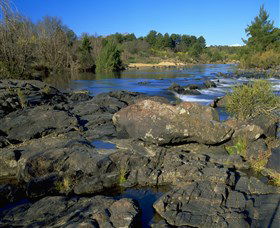 Kambah Pool To Pine Island - Accommodation Search 0
