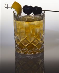 Polit Bar - More Than Cocktails - Accommodation Search 4
