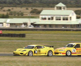 Wakefield Park Motor Racing Circuit - Accommodation Search 1