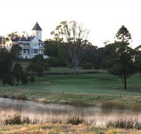 Camelot House - Accommodation Search