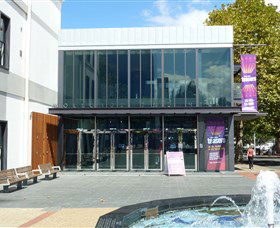 Wollongong Town Hall - Accommodation Search 1