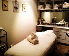 Refresh Face And Body - Accommodation Search 0