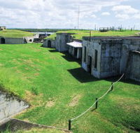 Fort Lytton - Accommodation Search