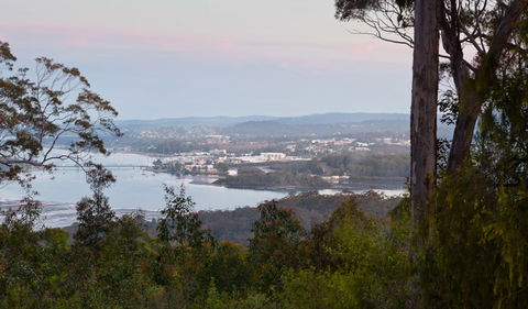 Holmes Lookout - Accommodation Search 0